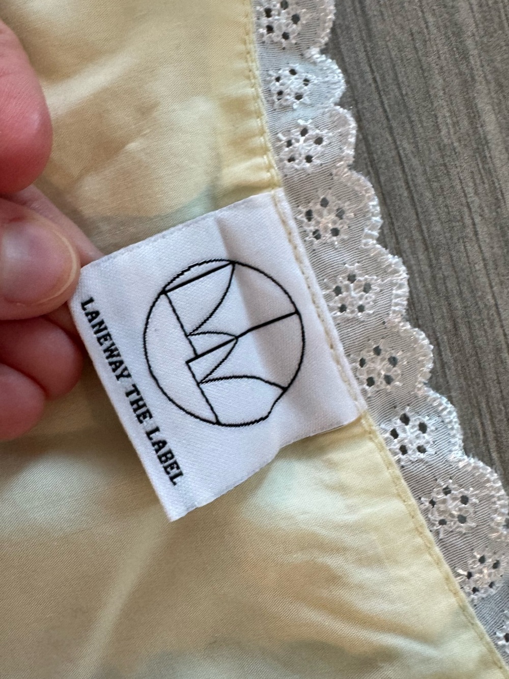 LANEWAY THE LABEL Vintage Cotton Mini in Butter Size XS VGUC - Picture 13 of 14